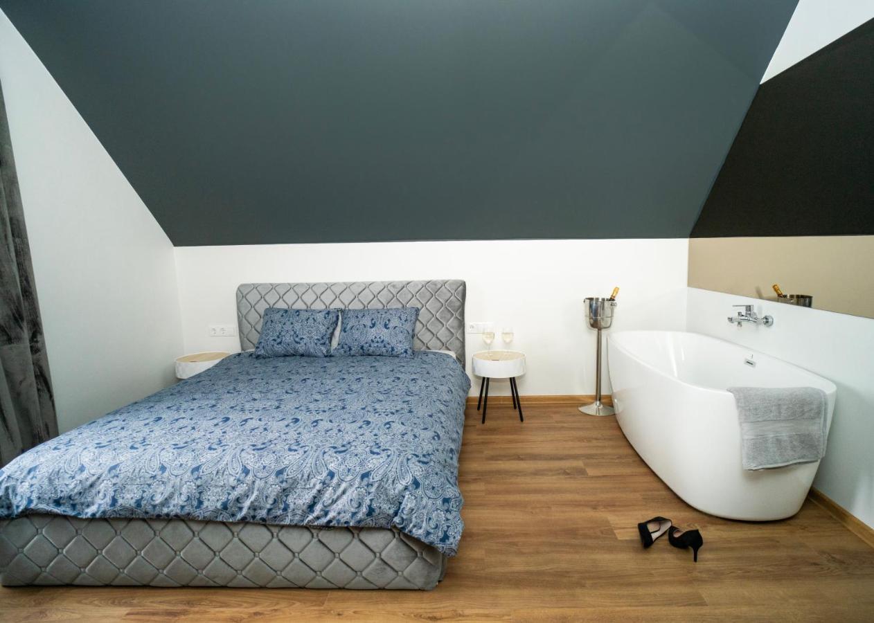 Fort63 Studio Kaunas Kültér fotó